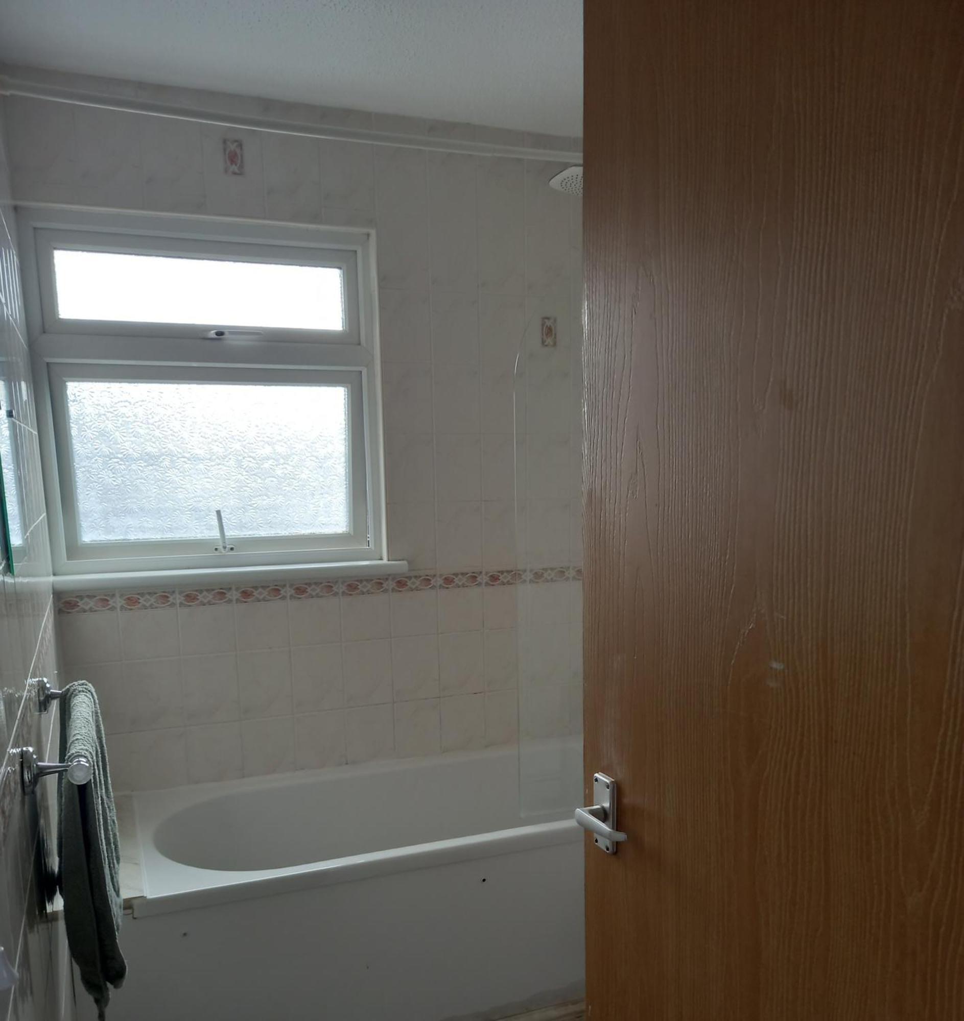 Double En-Suite Rooms Nevendon エクステリア 写真